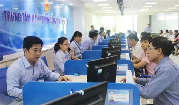 8 vị trí công tác thuộc lĩnh vực tổ chức cán bộ ở địa phương phải thực hiện định kỳ chuyển đổi từ 3 năm đến 5 năm. 8 vị trí công tác thuộc lĩnh vực tổ chức cán bộ ở địa phương phải thực hiện định kỳ chuyển đổi từ 3 năm đến 5 năm.